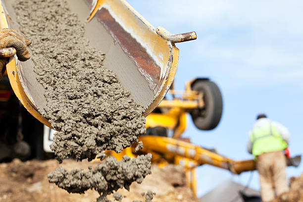 Best Concrete Retaining Walls in Vaiden, MS